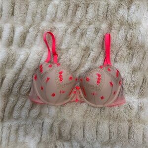 Victoria’s Secret Floral Embroidered Bra